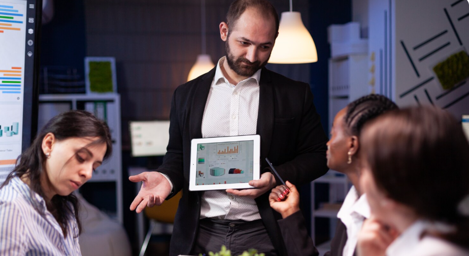 How Digital Transformation Is Changing the Way We Live, Work, and Communicate